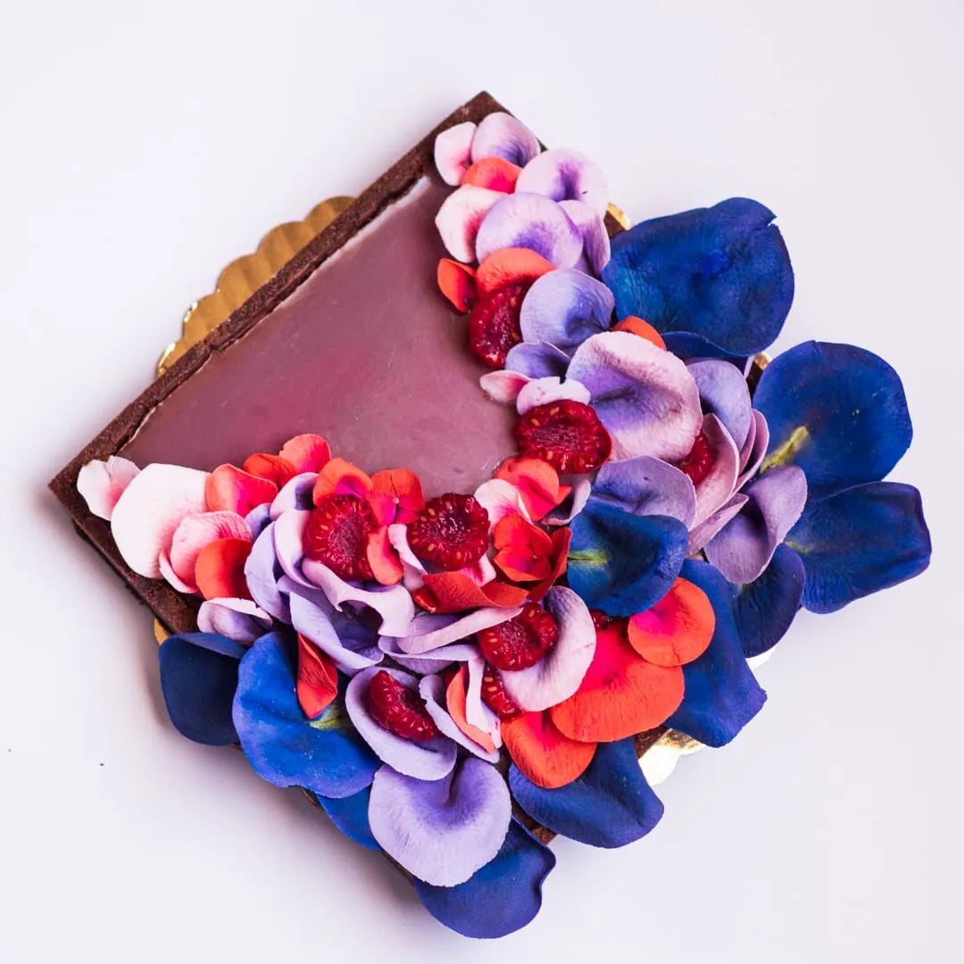 Close-up image of vibrant gluten-free tart, made for allergy friendly birthday in Santa Clarita Valley.
