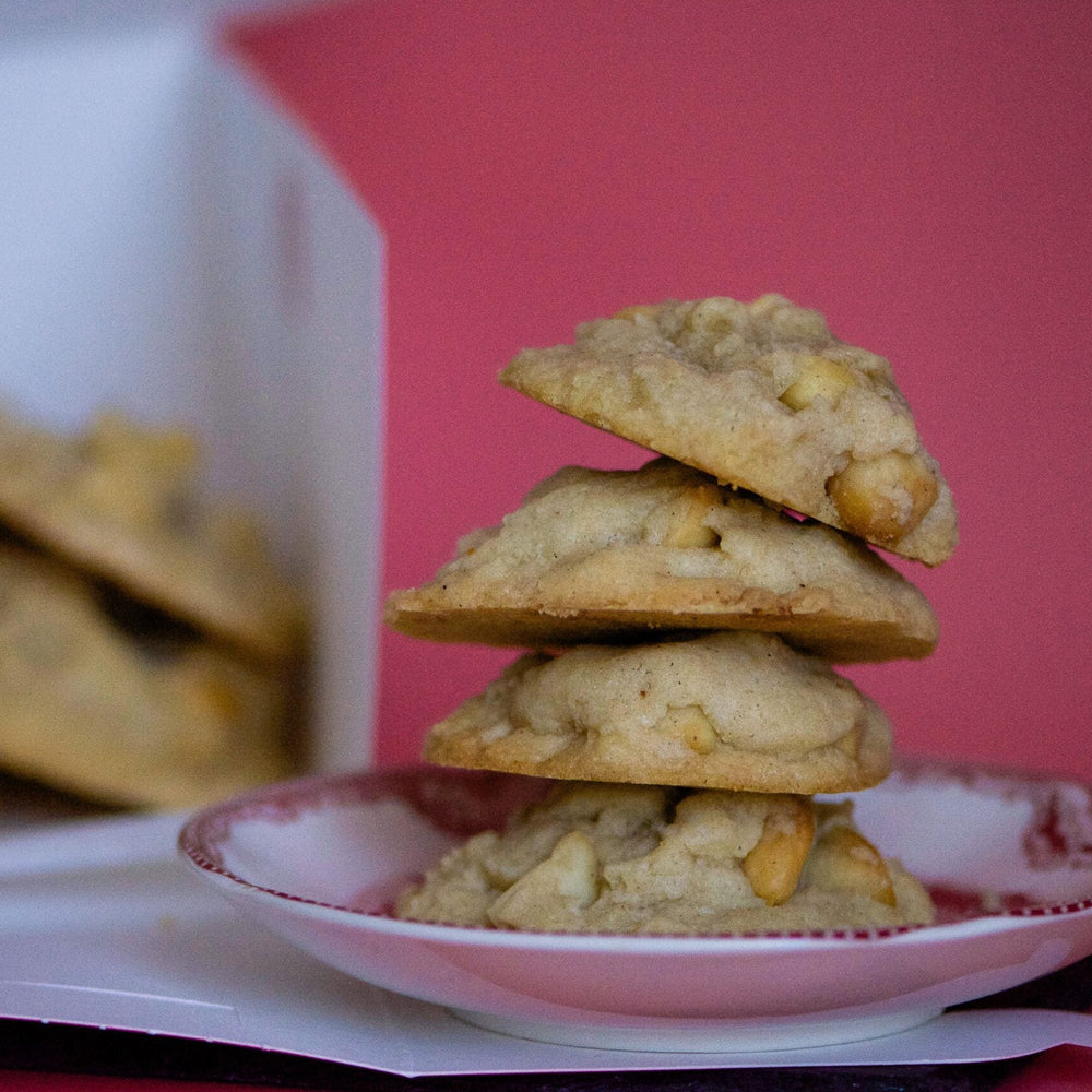 Vegan White Chocolate Macadamia Nut Cookies*