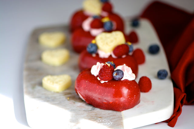 
                      
                        "Pillow" Cakes
                      
                    