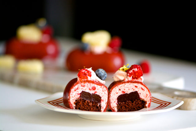 
                      
                        "Pillow" Cakes
                      
                    