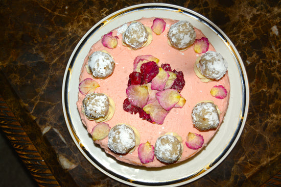 Load image into Gallery viewer, Champagne Rose Cake
